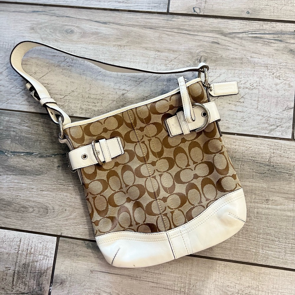 COACH purse, white and brown signature c leather buckle VERY CLEAN, mini purse